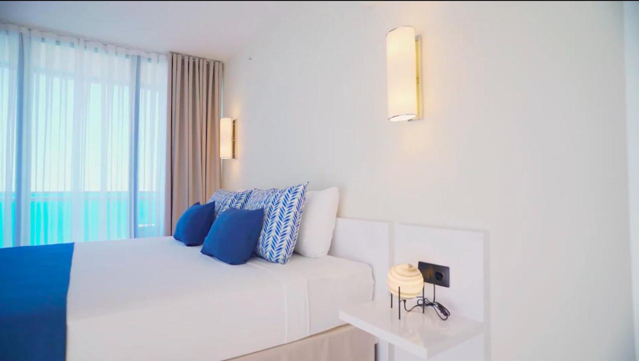 Aparthotel For Batumi Orbi City Exterior photo