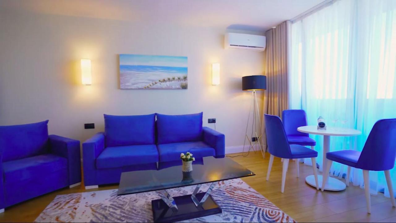 Aparthotel For Batumi Orbi City Exterior photo