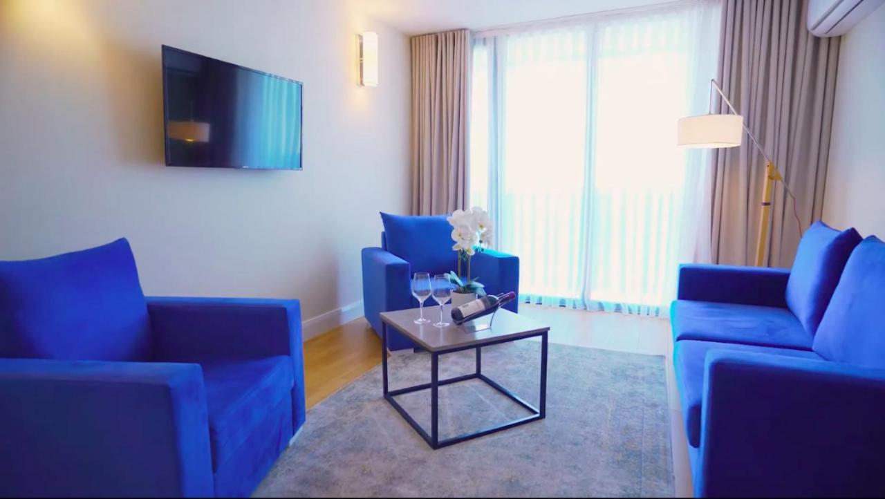 Aparthotel For Batumi Orbi City Exterior photo